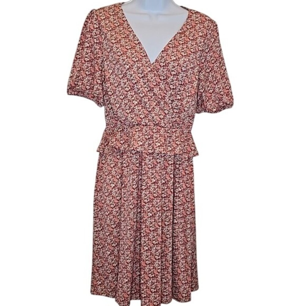 Kaileigh Ditsy Floral Dress Medium New Women's Spring Summer Party